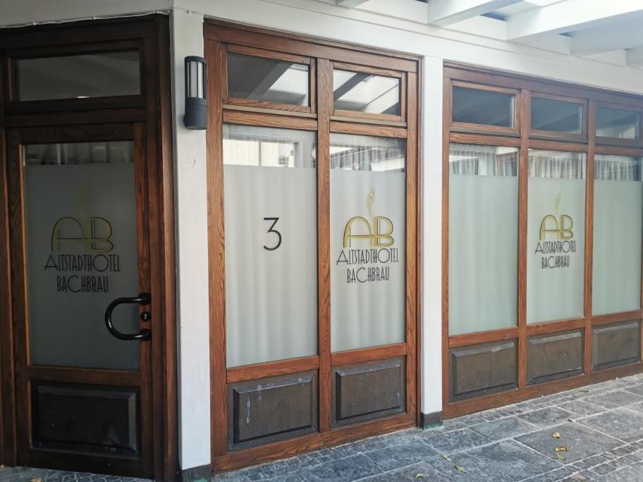 Altstadthotel Bachbraeu Weilheim in Oberbayern Exterior photo